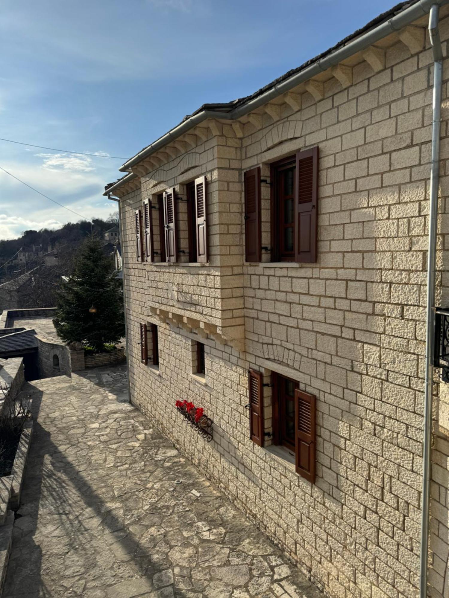Βίτσα Πετρόκτιστο Αρχοντικό "Ιόλη" Με Θέα Ζαγόρι Villa Ngoại thất bức ảnh